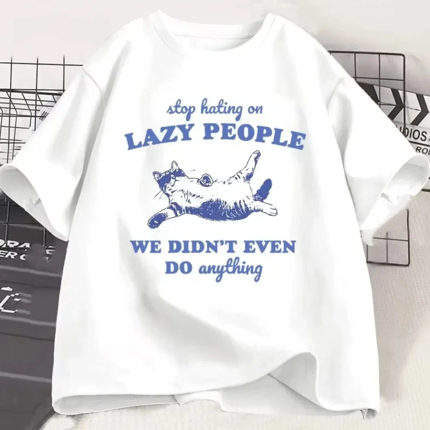 Футболка «Стоп ненависть ленивых» с котенком и котом, мужская и женская винтажная футболка с надписью животных, забавная футболка с принтом, модная летняя футболка
Футболка «Стоп ненависть ленивых» с котенком и котом, мужская и женская винтажная футболка с надписью животных, забавная футболка с принтом, модная летняя футболка