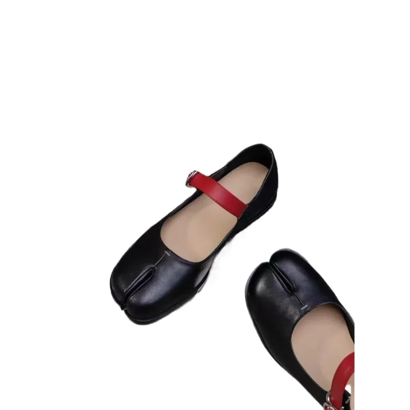 Women's Casual Low Heel Ankle Strap Sandals Comfortable Footwear Leather Upgraded Version Plain Color Slip-On Shoes
Women's Casual Low Heel Ankle Strap Sandals Comfortable Footwear Leather Upgraded Version Plain Color Slip-On Shoes