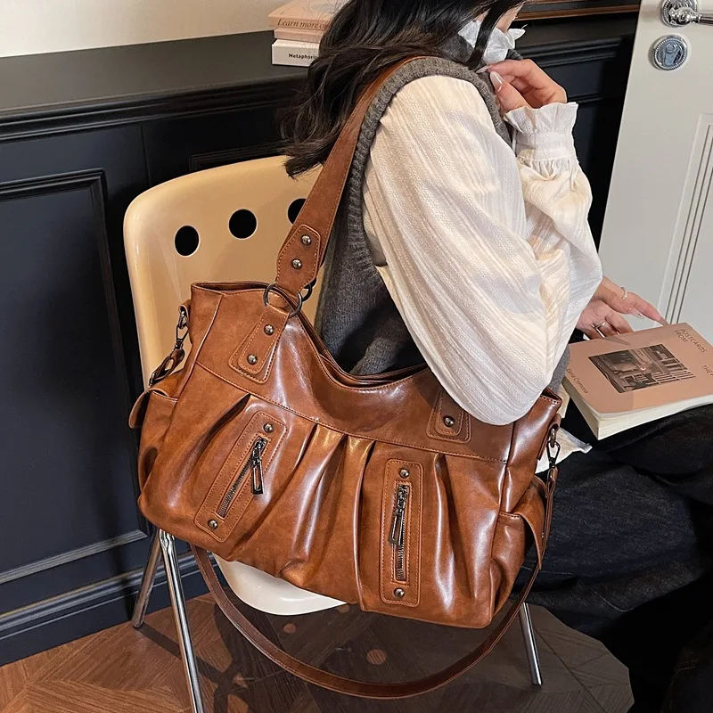 2026 Vintage Women's Large Capacity Shoulder Bag Fashion Crossbody Bag Casual Tote Bag Handbags for Women Messenger Luxury
2026 Vintage Women's Large Capacity Shoulder Bag Fashion Crossbody Bag Casual Tote Bag Handbags for Women Messenger Luxury