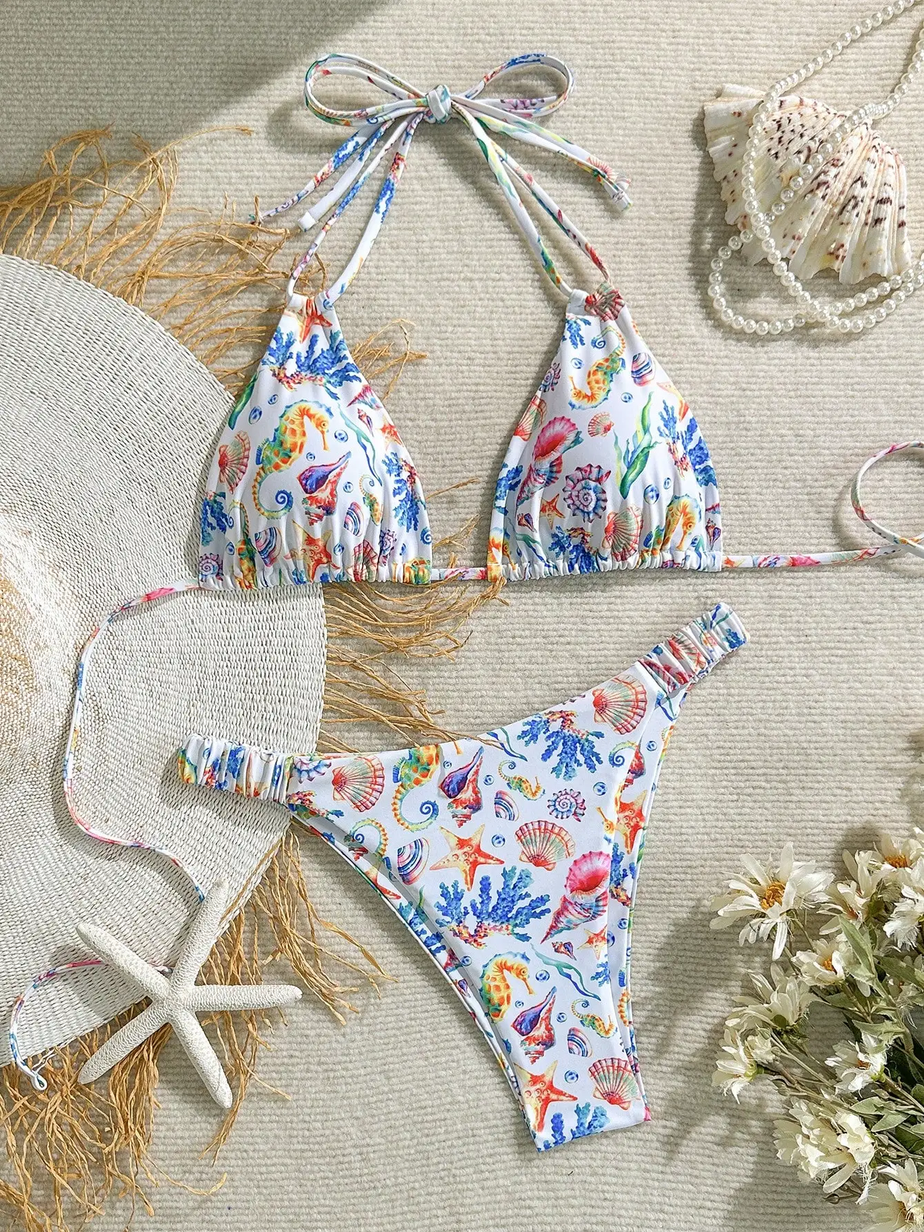 European and American sexy solid color drawstring hollow fashion one-piece swimsuit, suitable for vacation, party
European and American sexy solid color drawstring hollow fashion one-piece swimsuit, suitable for vacation, party