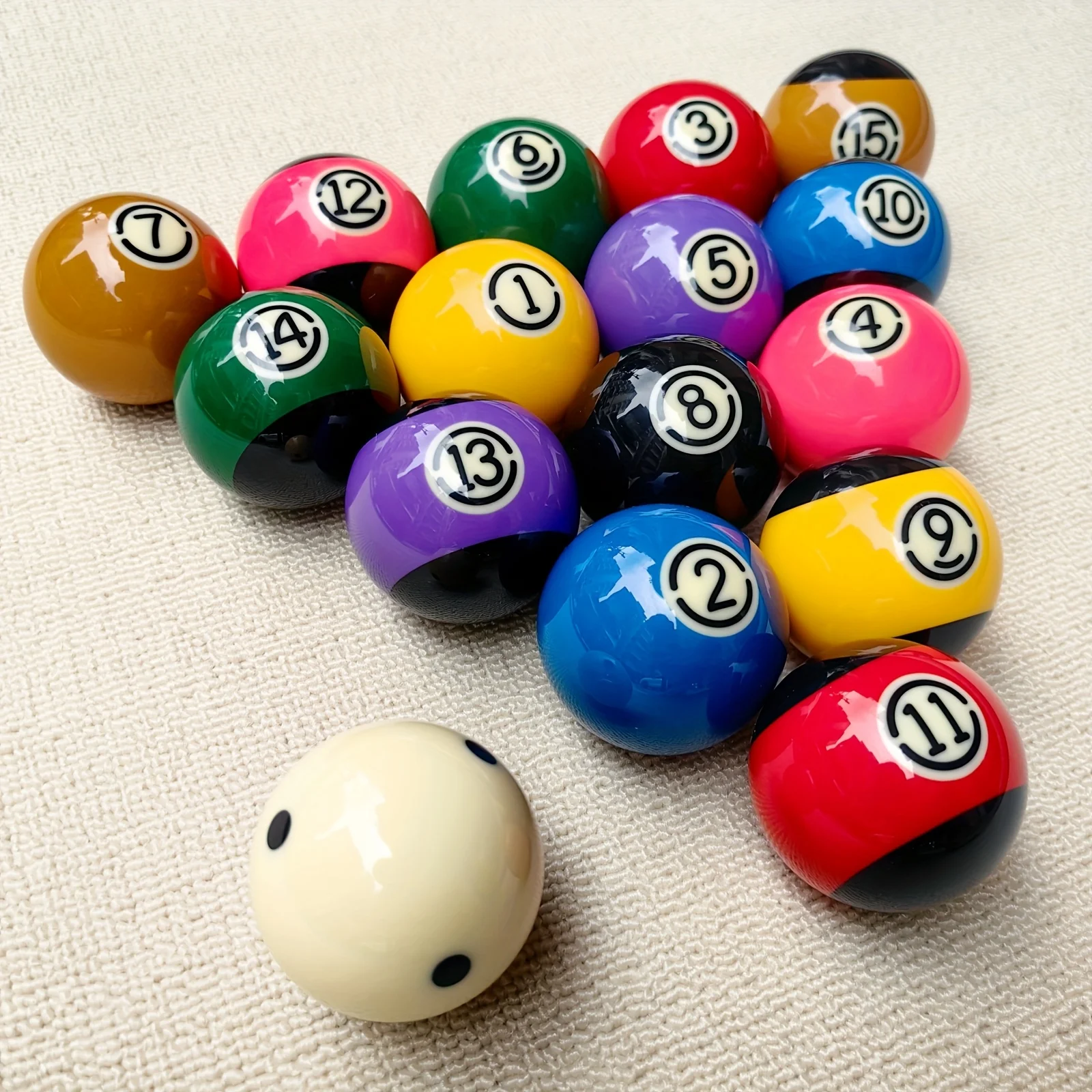 57.2mm/2.25in Billiard Ball Set with 16 Premium Resin Black Billiard Balls
57.2mm/2.25in Billiard Ball Set with 16 Premium Resin Black Billiard Balls