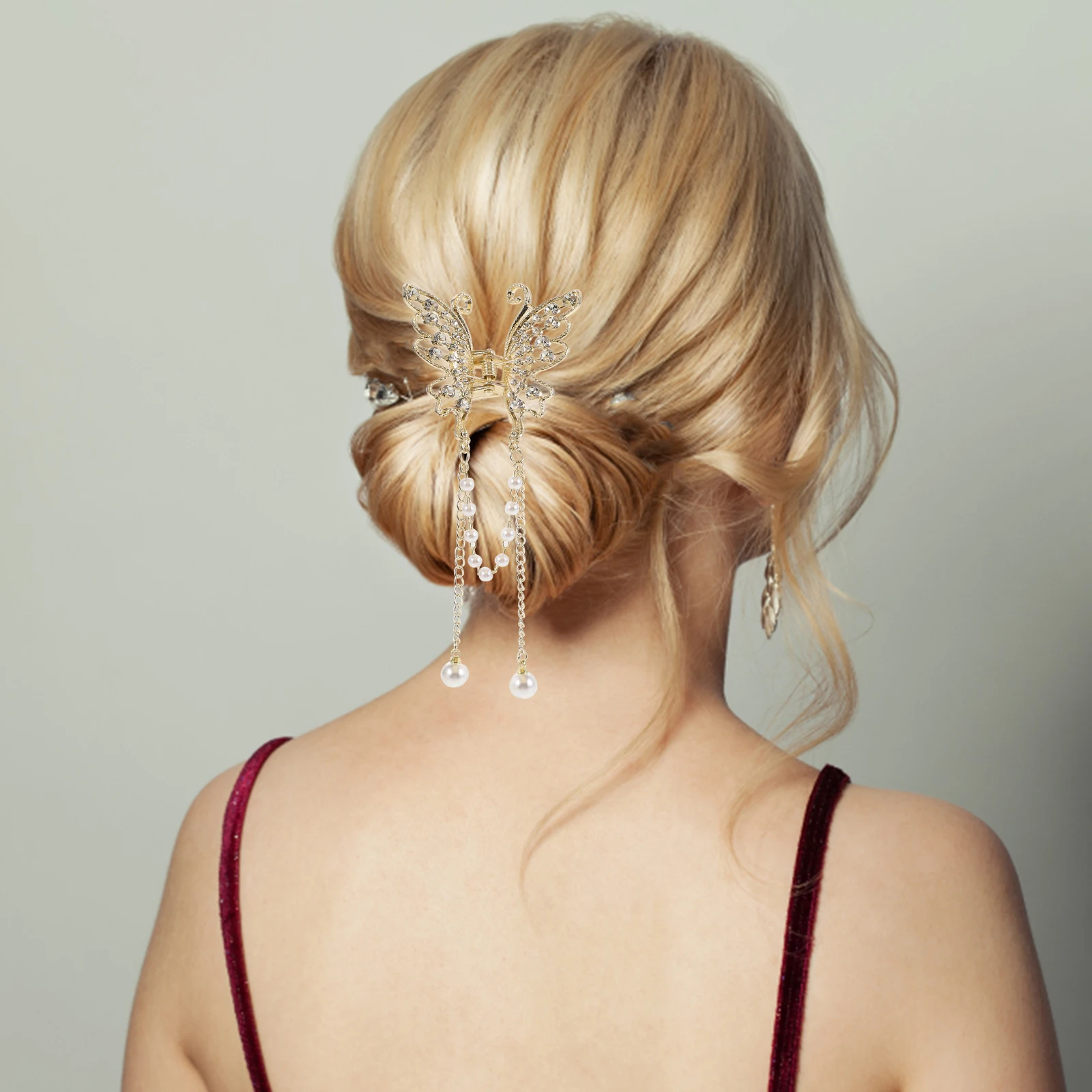 Crystal Butterfly Claw Clip Accessories Women Rhinestone Tassel Clips For Thick Hair Hairpiece Durable Metal Hairstyle
Crystal Butterfly Claw Clip Accessories Women Rhinestone Tassel Clips For Thick Hair Hairpiece Durable Metal Hairstyle