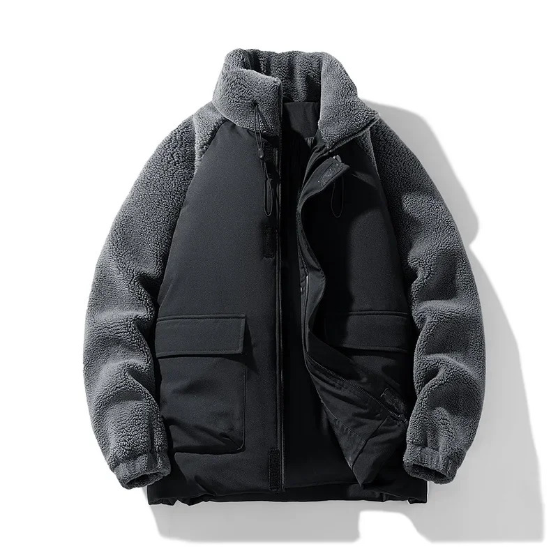 2023 Men's Winter New Trend Lamb Fleece Spliced Stand Up Collar Cotton Coat Loose and Warm Casual Cotton Coat
2023 Men's Winter New Trend Lamb Fleece Spliced Stand Up Collar Cotton Coat Loose and Warm Casual Cotton Coat
