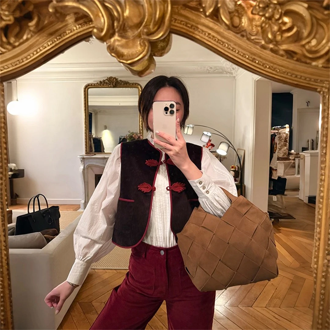 New Autumn Leaf Button Vest Versatile Chinese Style Handbag Store Buy Handmade Embroidery Cotton Light Weight Straight Cut
New Autumn Leaf Button Vest Versatile Chinese Style Handbag Store Buy Handmade Embroidery Cotton Light Weight Straight Cut