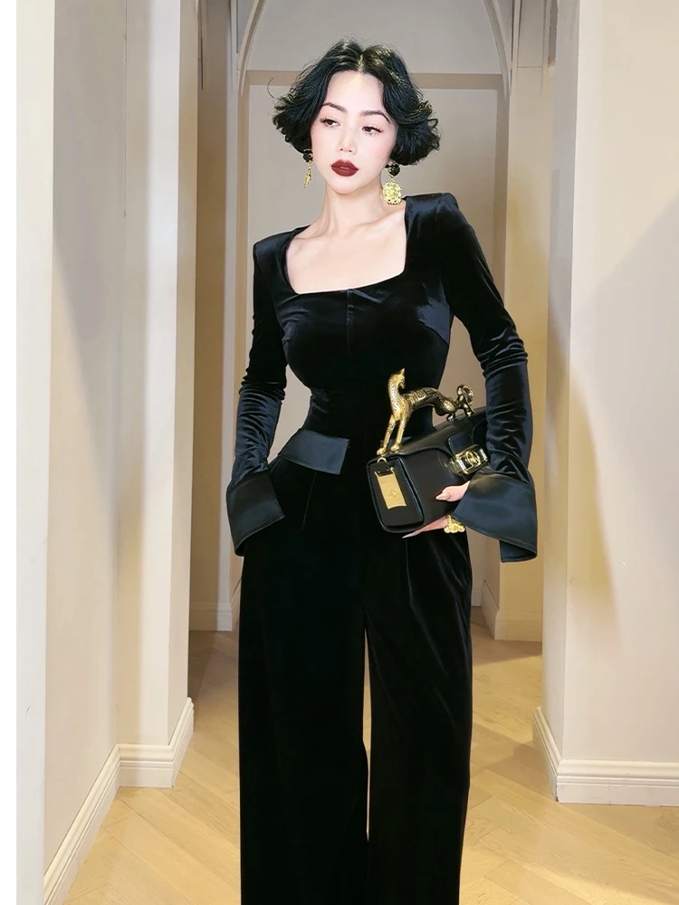 Louise Miss Velvet Jumpsuit Elegant Lady's New Style Small Size Velvet Pants Long Pants Commute Style Polyester Fabric
Louise Miss Velvet Jumpsuit Elegant Lady's New Style Small Size Velvet Pants Long Pants Commute Style Polyester Fabric