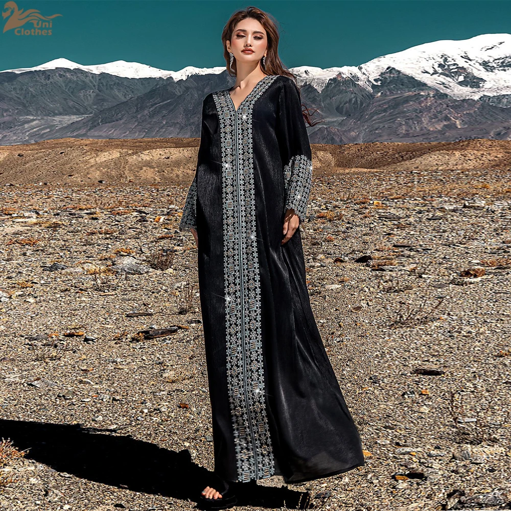 Eid Djellaba Embroidered V-Neck Long Dress for Women Muslim Abaya Kaftan Turkey Beads Lace Caftan Dubai Musulmane Femme Vestidos
Eid Djellaba Embroidered V-Neck Long Dress for Women Muslim Abaya Kaftan Turkey Beads Lace Caftan Dubai Musulmane Femme Vestidos