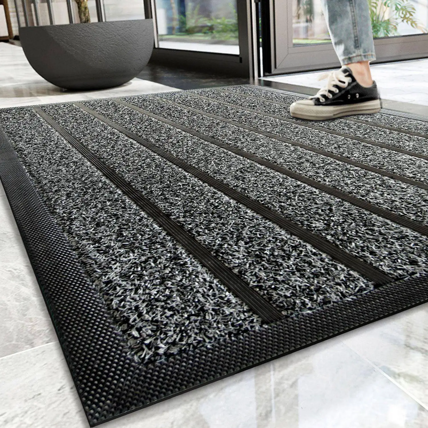 Grey Stripe Entrance Mat Commercial Anti-Slip Dustproof Door Mat Office Building Wear-Resistant Floor Rug Modern Style Rectan...
Grey Stripe Entrance Mat Commercial Anti-Slip Dustproof Door Mat Office Building Wear-Resistant Floor Rug Modern Style Rectan...