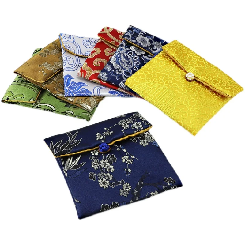 10pcs Square Bracelet Necklace Storage Box Small Silk Brocade Jewelry Gift Bags Chinese knot Packaging Bag Women Coin Purses
10pcs Square Bracelet Necklace Storage Box Small Silk Brocade Jewelry Gift Bags Chinese knot Packaging Bag Women Coin Purses