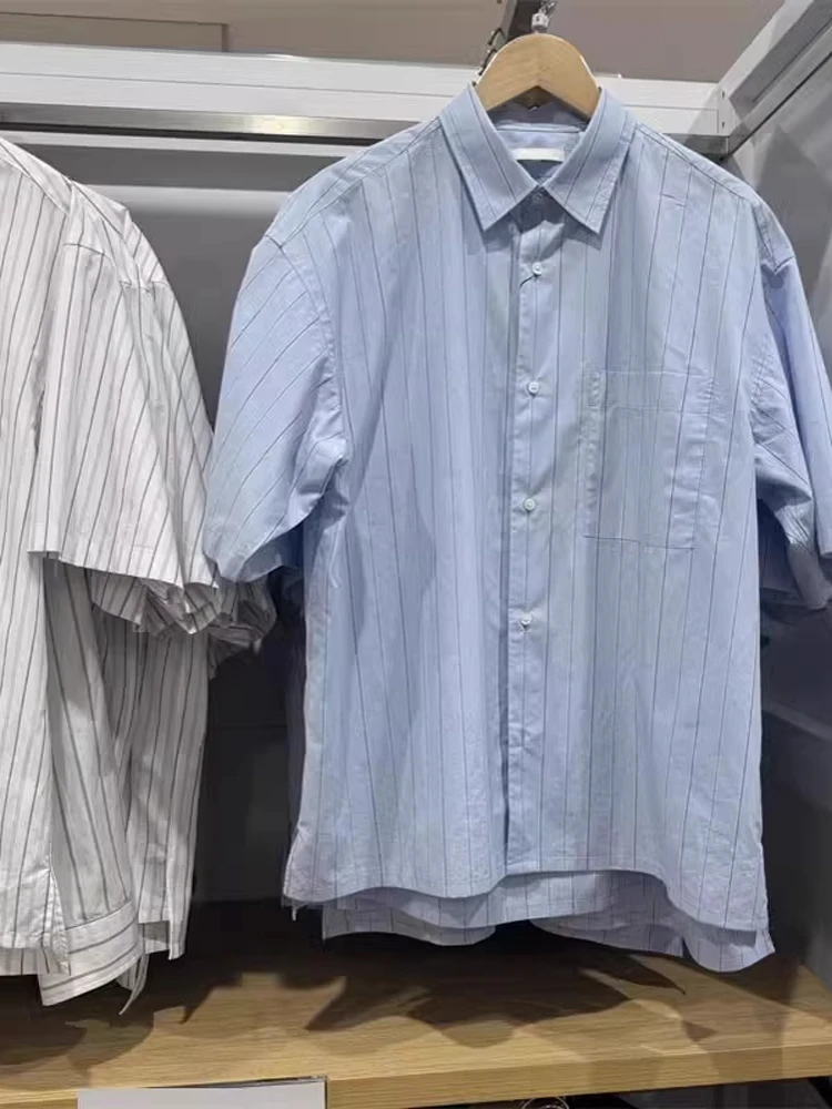 Unisex Summer Loose Striped Shirt Short Sleeve Casual Versatile Top Youth Fashion Cotton Poplin Business Casual Wear
Unisex Summer Loose Striped Shirt Short Sleeve Casual Versatile Top Youth Fashion Cotton Poplin Business Casual Wear