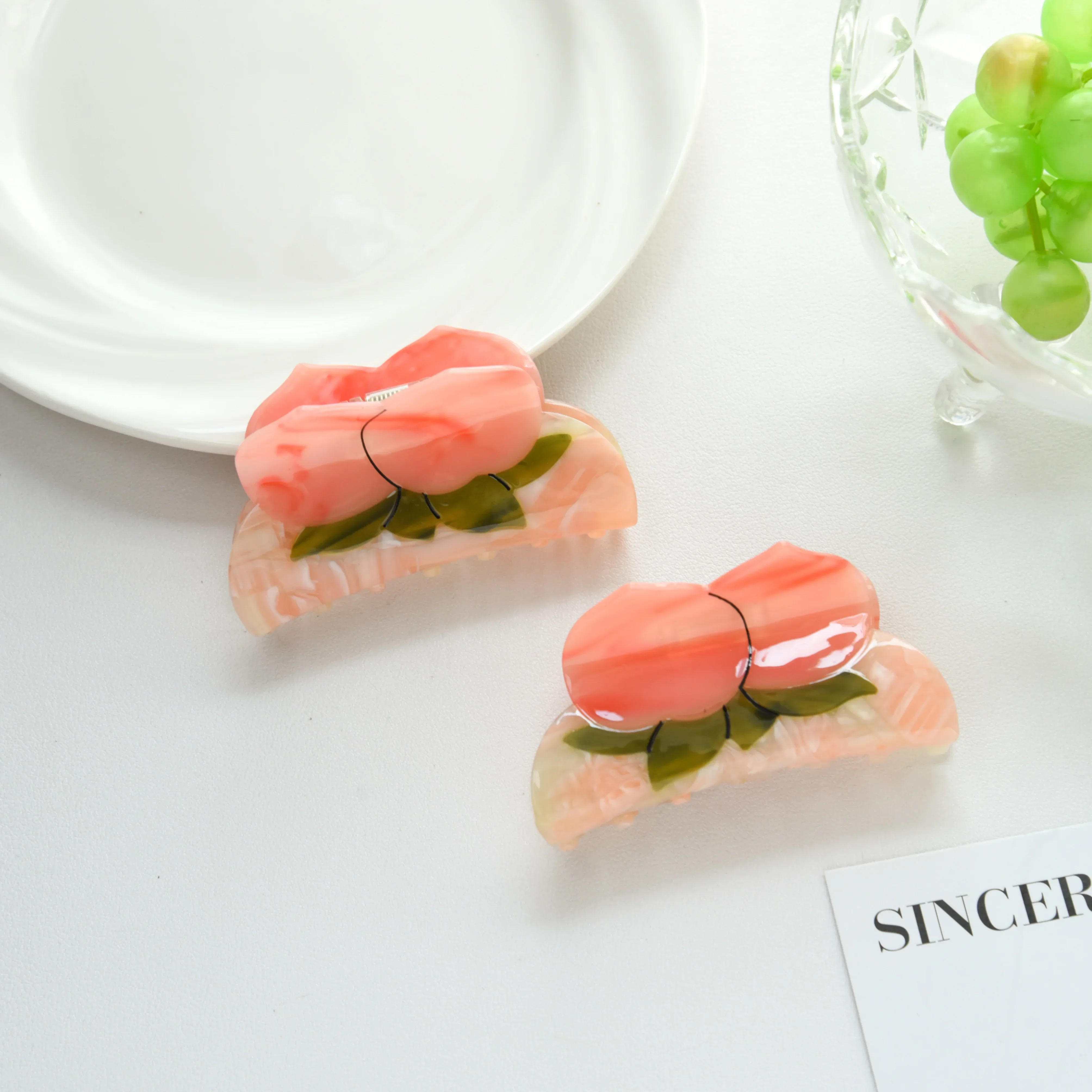 New Fruit Series Cartoon Peach Grip Acetate Hair Claw Creative Fashion Girl's Gift Crab Clip Women's Hair Accessories
New Fruit Series Cartoon Peach Grip Acetate Hair Claw Creative Fashion Girl's Gift Crab Clip Women's Hair Accessories