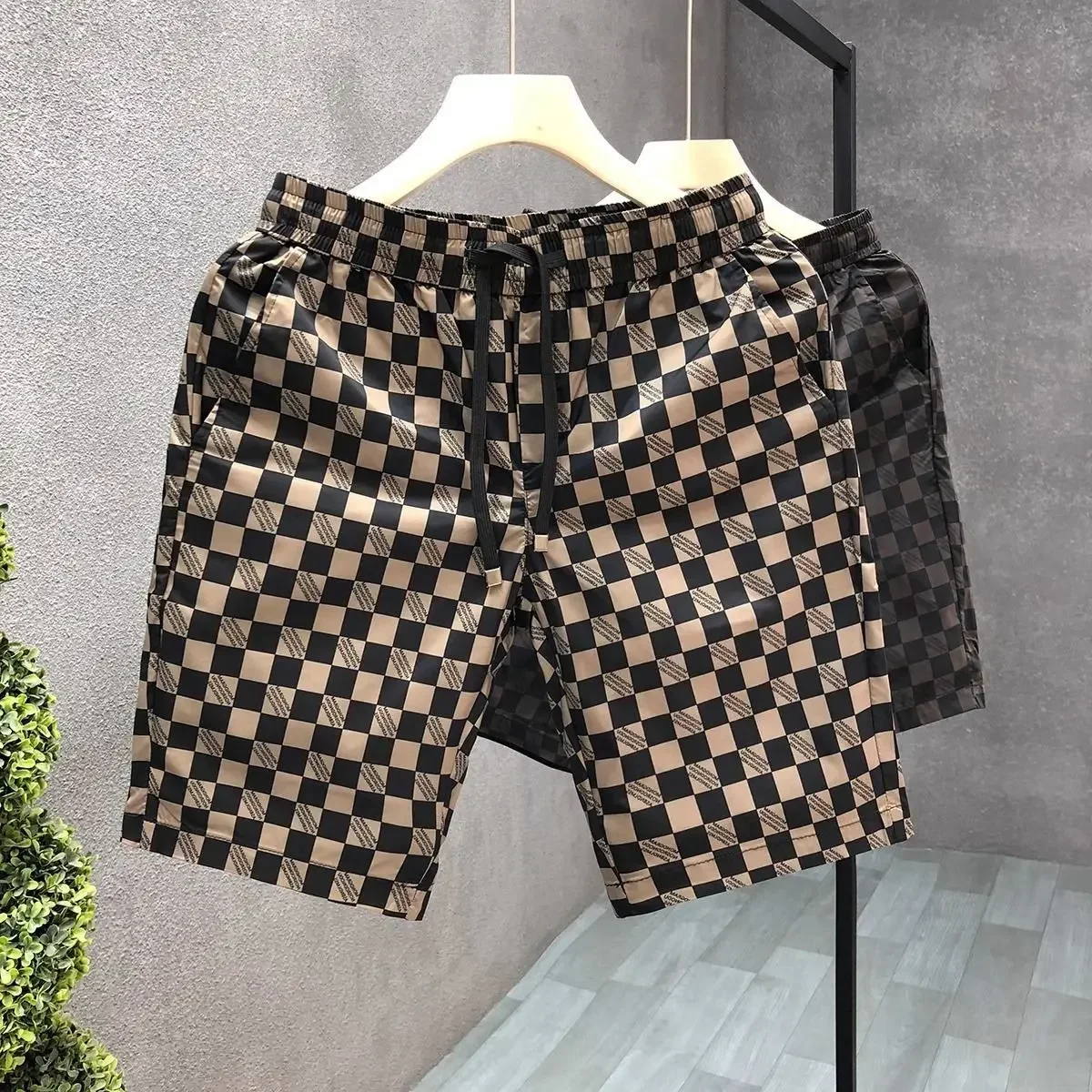 Shorts Men's 2024 Summer New Korean Style Fifth Pants Outer Wear Beach Pants Sports Quick-Drying Large Trunks Men
Shorts Men's 2024 Summer New Korean Style Fifth Pants Outer Wear Beach Pants Sports Quick-Drying Large Trunks Men
