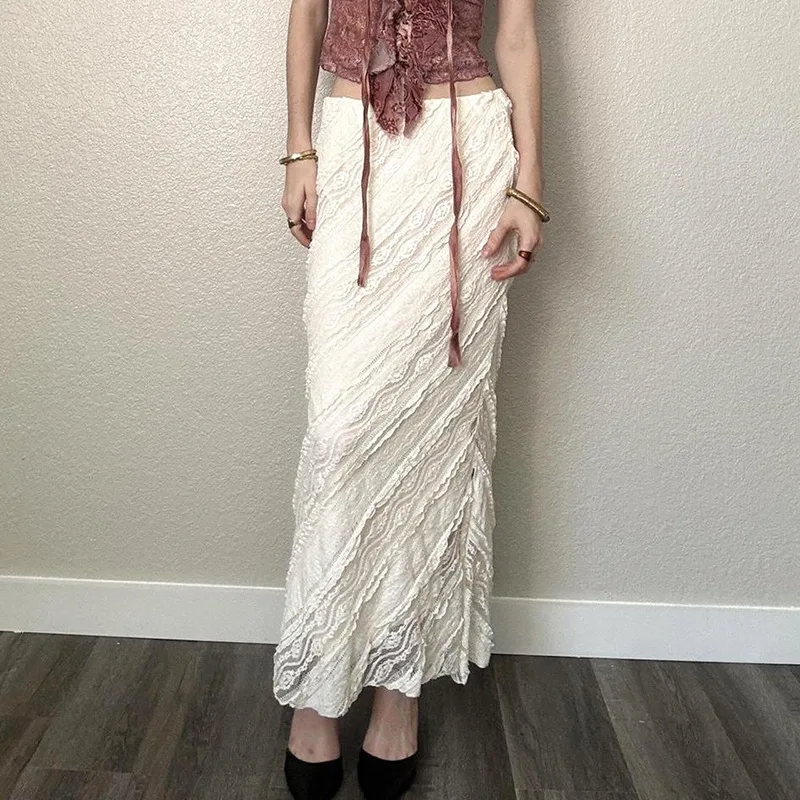 French light wind lace splicing half skirt female summer spice low Fanny pack hip skirt new MIDI skirt female
French light wind lace splicing half skirt female summer spice low Fanny pack hip skirt new MIDI skirt female