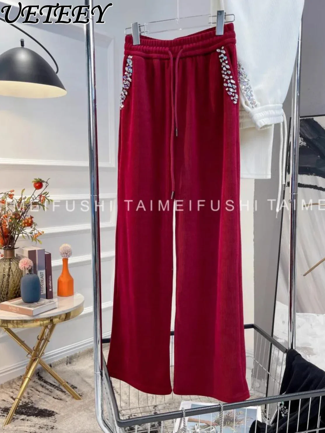 Fall Winter New Straight Pants Female Pocket Hot Rhinestone Elastic Waist Casual Pants High-End Mop Draping Wide-Leg Trousers
Fall Winter New Straight Pants Female Pocket Hot Rhinestone Elastic Waist Casual Pants High-End Mop Draping Wide-Leg Trousers