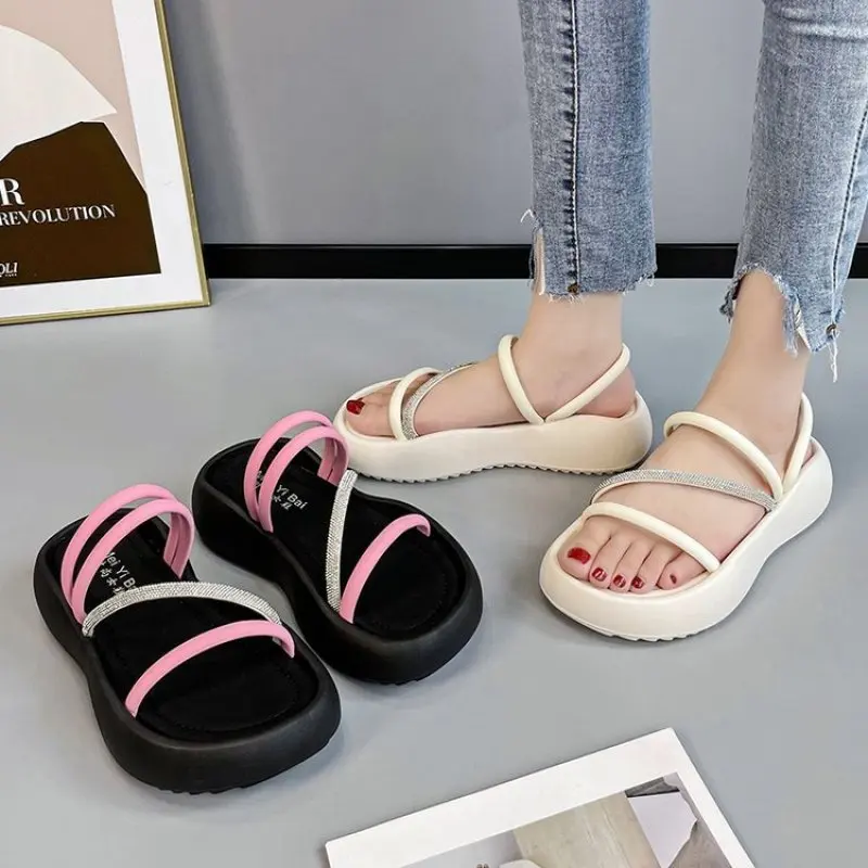 2023 Summer Beach Shoes Fashion High Platform Wedegs Heel Women Slippers Casual Open Toe Ladies Slides Female Outdoor Sandals
2023 Summer Beach Shoes Fashion High Platform Wedegs Heel Women Slippers Casual Open Toe Ladies Slides Female Outdoor Sandals