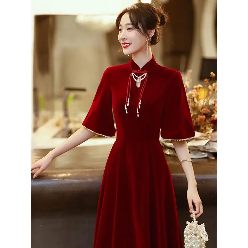 Bride Burgundy Long A Line Prom Gown Women Elegant Chinese Style Velour Wedding Dress
Bride Burgundy Long A Line Prom Gown Women Elegant Chinese Style Velour Wedding Dress