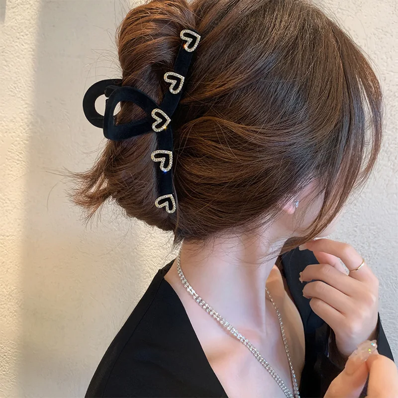 3Pcs/Lot Black Diamond Love Clip Advanced Sense Large Hairpin Back Head Disc Shark Claw Styling Tools Accessories HA2578
3Pcs/Lot Black Diamond Love Clip Advanced Sense Large Hairpin Back Head Disc Shark Claw Styling Tools Accessories HA2578