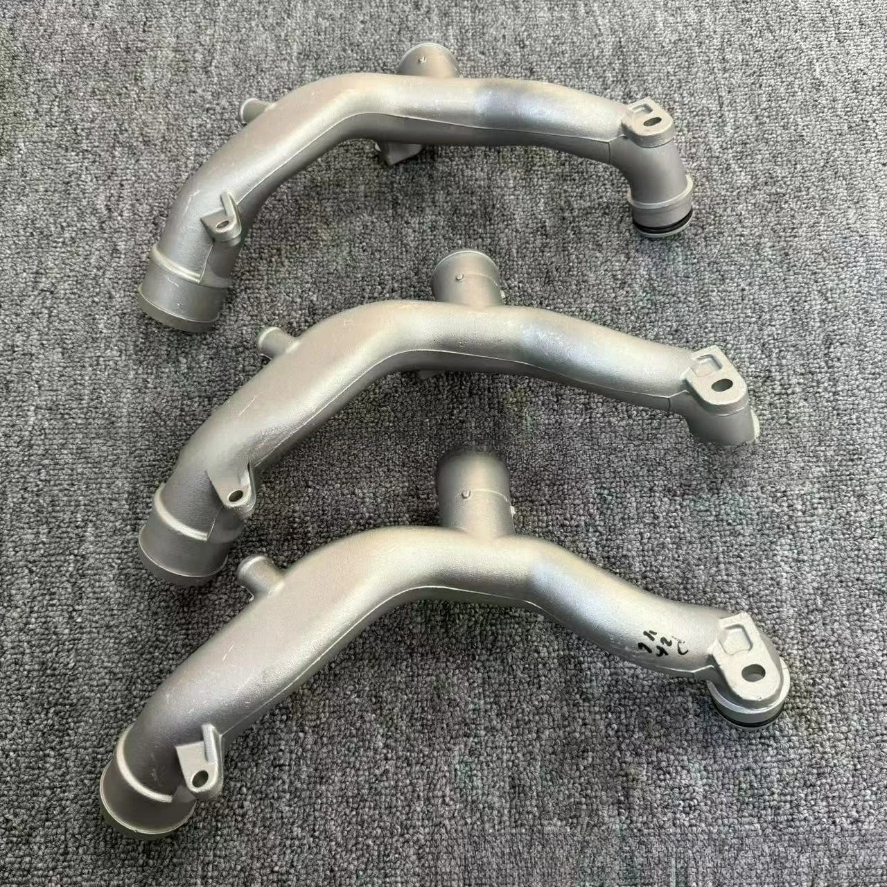 Be suitable for LR050934/LR050935 Suitable for Sport Discover 4 Aluminum Herringbone Hose customizable
Be suitable for LR050934/LR050935 Suitable for Sport Discover 4 Aluminum Herringbone Hose customizable