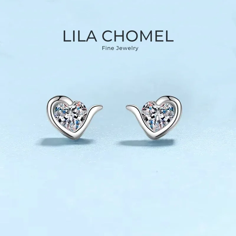 Daughter Adult's Day PT950 Platinum Heart Earplu Stud Earrings Women Valentine's Day 0.6CT Moissanite Diamond Girl Birthday Gift
Daughter Adult's Day PT950 Platinum Heart Earplu Stud Earrings Women Valentine's Day 0.6CT Moissanite Diamond Girl Birthday Gift