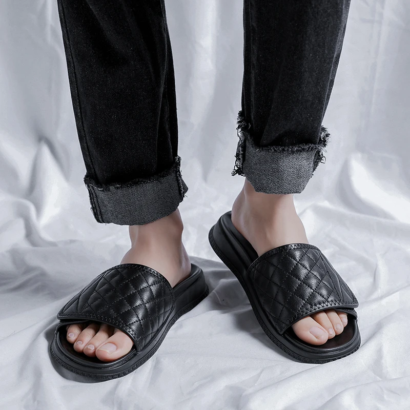 Luxury Classic Summer Men's Slippers Genuine Leather Slippers Sandals Leather Original Men's Flip Flops Outdoor Men's Slippers
Luxury Classic Summer Men's Slippers Genuine Leather Slippers Sandals Leather Original Men's Flip Flops Outdoor Men's Slippers