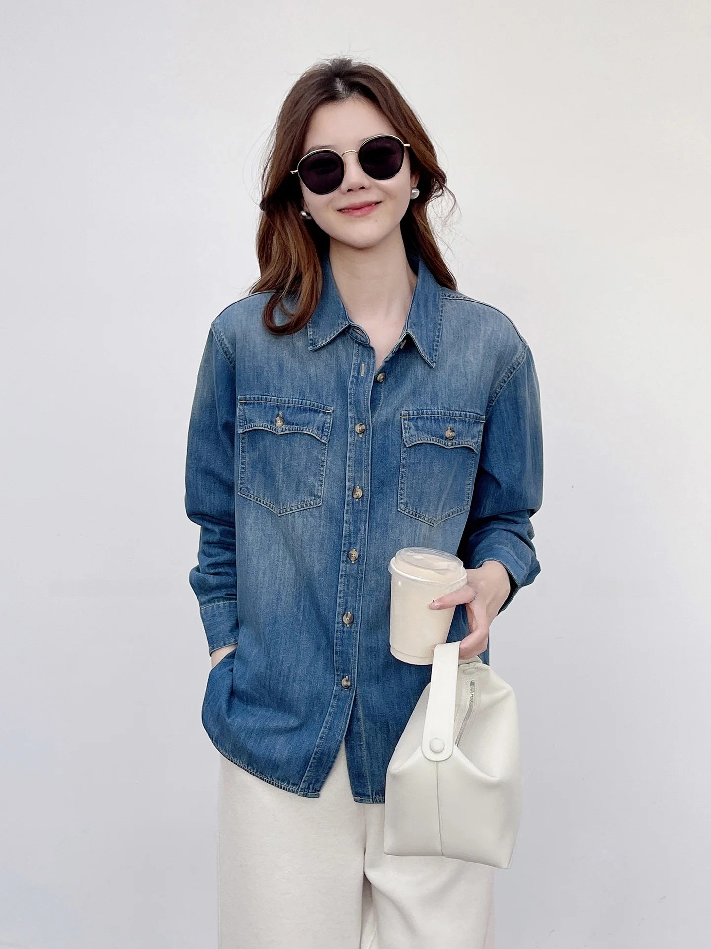 Korean Faion Long Sve Blue Waed Denim irt Women's Loose Fit Cotton irt Autumn Winter Top mat Sle
Korean Faion Long Sve Blue Waed Denim irt Women's Loose Fit Cotton irt Autumn Winter Top mat Sle