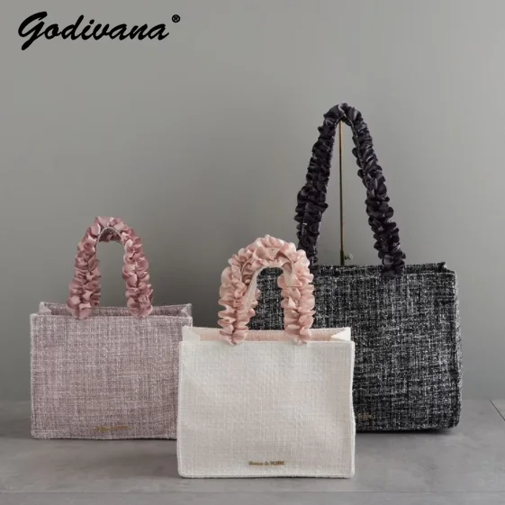 Japanese 2025 Spring Flash Silver Silk Lotus Leaf Handle Tweed Shoulder Bags Female Elegant Large Capacity Tote Suqare Handbags
Japanese 2025 Spring Flash Silver Silk Lotus Leaf Handle Tweed Shoulder Bags Female Elegant Large Capacity Tote Suqare Handbags