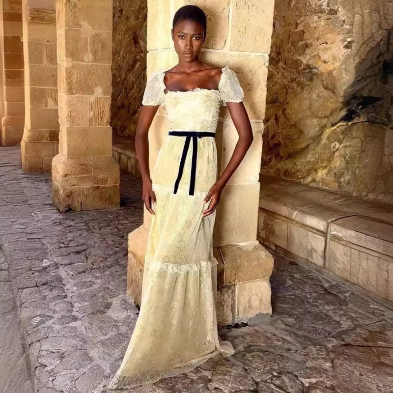 2025 Popular Spring and Summer New Style Chest-Wrapped Stretch Dress Lace Large Swing Dress Women's Clothing
2025 Popular Spring and Summer New Style Chest-Wrapped Stretch Dress Lace Large Swing Dress Women's Clothing