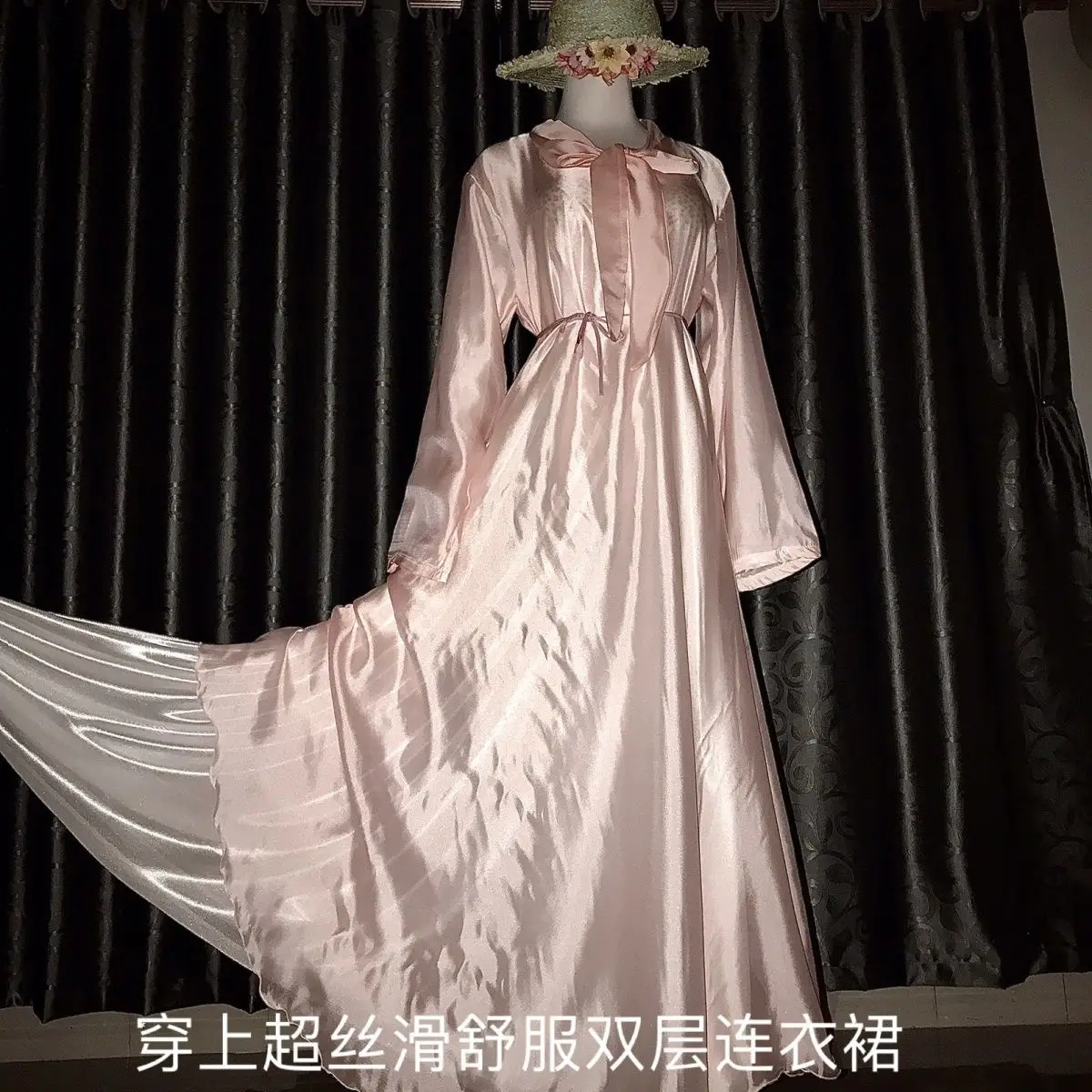 2 layers Voile Outside Ice Silk inside Floral Print Glossy Sexy Women Satin Long Dress Loose Maxi Dress Elegant Dresses 
2 layers Voile Outside Ice Silk inside Floral Print Glossy Sexy Women Satin Long Dress Loose Maxi Dress Elegant Dresses