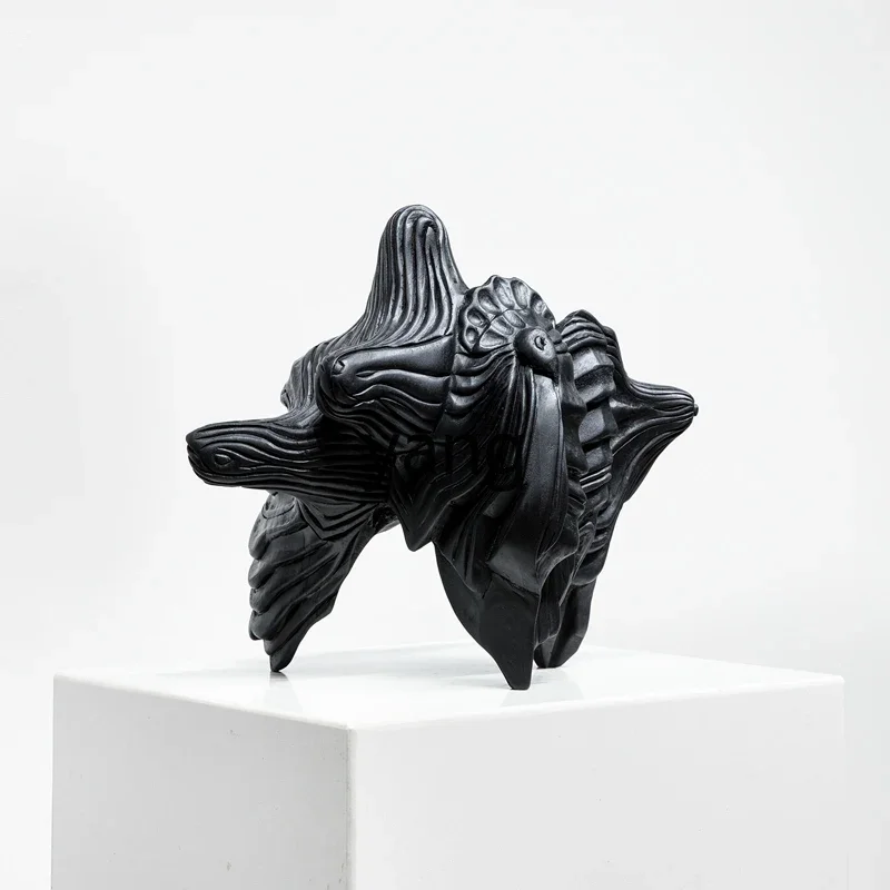 RQ Modern Abstract Figure Sculpture Artwork Model Room Decoration Ornament
RQ Modern Abstract Figure Sculpture Artwork Model Room Decoration Ornament