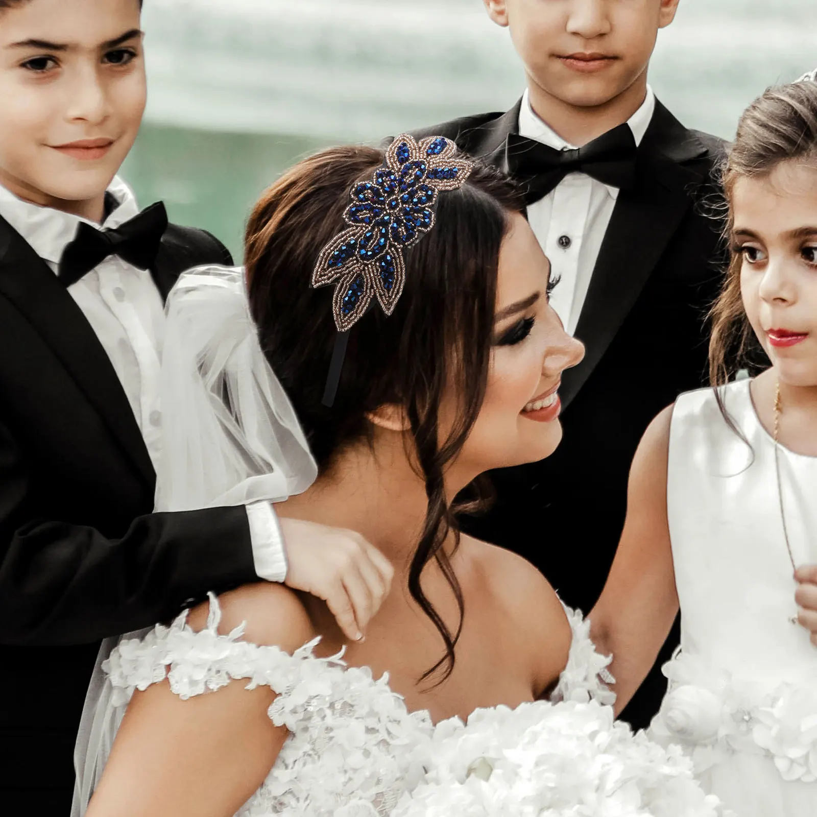 Premium 1920S Beads Hair Band for Women Party Headdress Bridal Wedding Hair Hoop Vintage Glamorous Look Accessory
Premium 1920S Beads Hair Band for Women Party Headdress Bridal Wedding Hair Hoop Vintage Glamorous Look Accessory