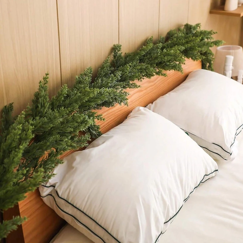 Artificial Plants Greenery Foliage Vine Christmas Tree Wedding Yard Artistic Fence Ornament Arch Home Bedroom Door Hanging Decor 
Artificial Plants Greenery Foliage Vine Christmas Tree Wedding Yard Artistic Fence Ornament Arch Home Bedroom Door Hanging Decor