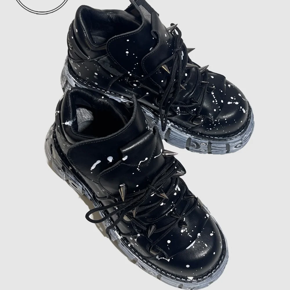 Ботильоны с заклепками в стиле панк, новинка весны 2024, круглые короткие ботинки на шнуровке в стиле уличного рок, модные спортивные повседневные мотоциклетные ботинки 37-45
Ботильоны с заклепками в стиле панк, новинка весны 2024, круглые короткие ботинки на шнуровке в стиле уличного рок, модные спортивные повседневные мотоциклетные ботинки 37-45