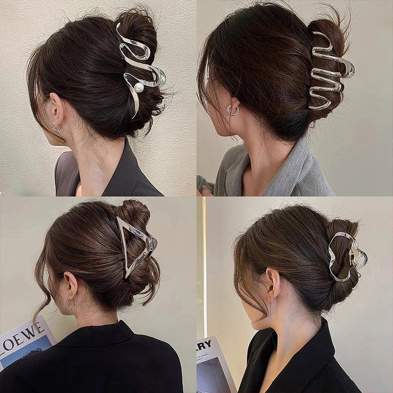 Fashion And Diverse High-end Metal Women's Oversized Pearl Wave Clip Headdress Hairpin Hair Accessories
Fashion And Diverse High-end Metal Women's Oversized Pearl Wave Clip Headdress Hairpin Hair Accessories