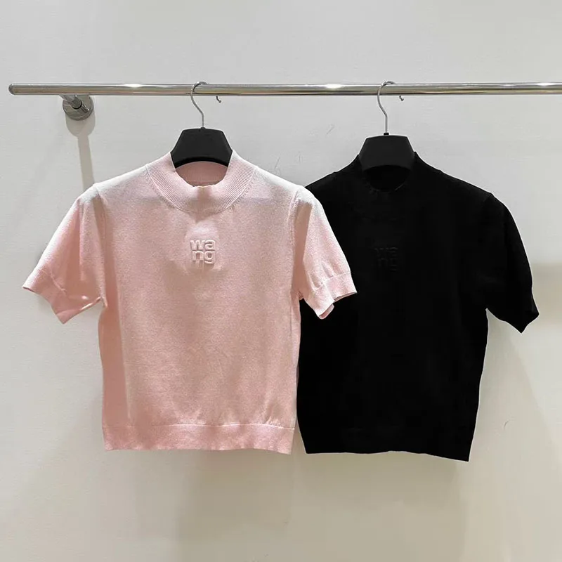 Женский трикотажный топ Slim Fit с высоким воротником, осенняя новинка, для повседневной носки, с надписью Big King Pink Letter
Женский трикотажный топ Slim Fit с высоким воротником, осенняя новинка, для повседневной носки, с надписью Big King Pink Letter