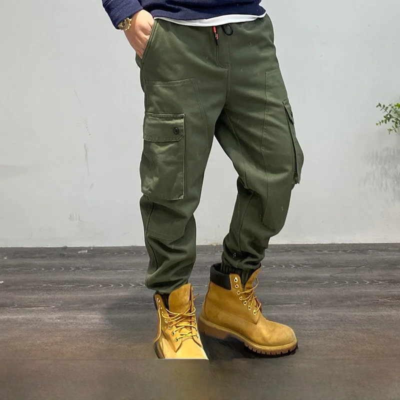 Утепленные зимние мужские повседневные брюки-карго, молодежные модные рабочие брюки, защита от холода, удобные, с эластичным поясом
Утепленные зимние мужские повседневные брюки-карго, молодежные модные рабочие брюки, защита от холода, удобные, с эластичным поясом