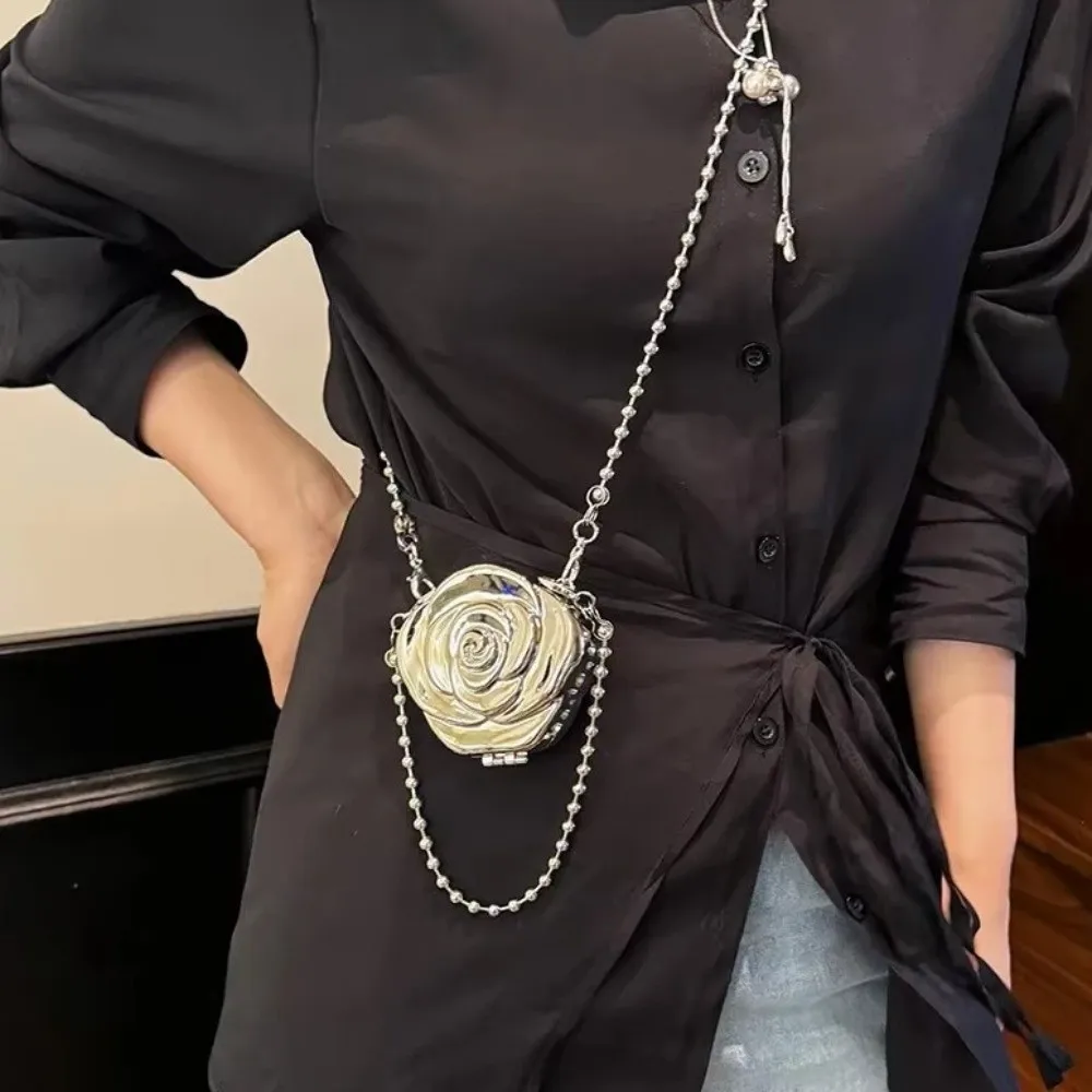 Versatile Beaded Handheld Metal Lipstick Bags Small Elegant Flower Mini Metal Bag Gold Silver Chain Crossbody Bag Banquet
Versatile Beaded Handheld Metal Lipstick Bags Small Elegant Flower Mini Metal Bag Gold Silver Chain Crossbody Bag Banquet