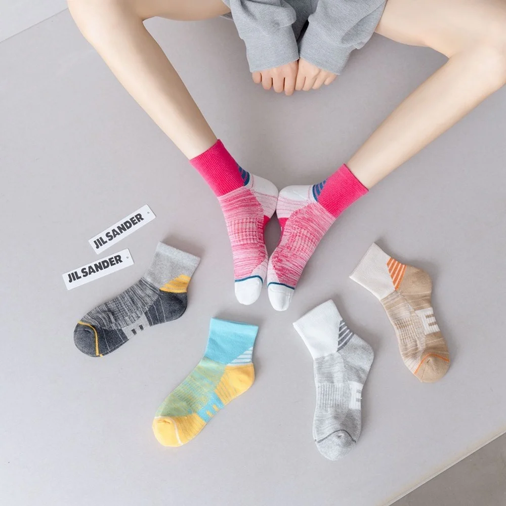 5 Pairs New Professional Women Sports Socks Outdoor Women's Low Tube Breathable Mountaineering Hiking Sports Compression Socks
5 Pairs New Professional Women Sports Socks Outdoor Women's Low Tube Breathable Mountaineering Hiking Sports Compression Socks