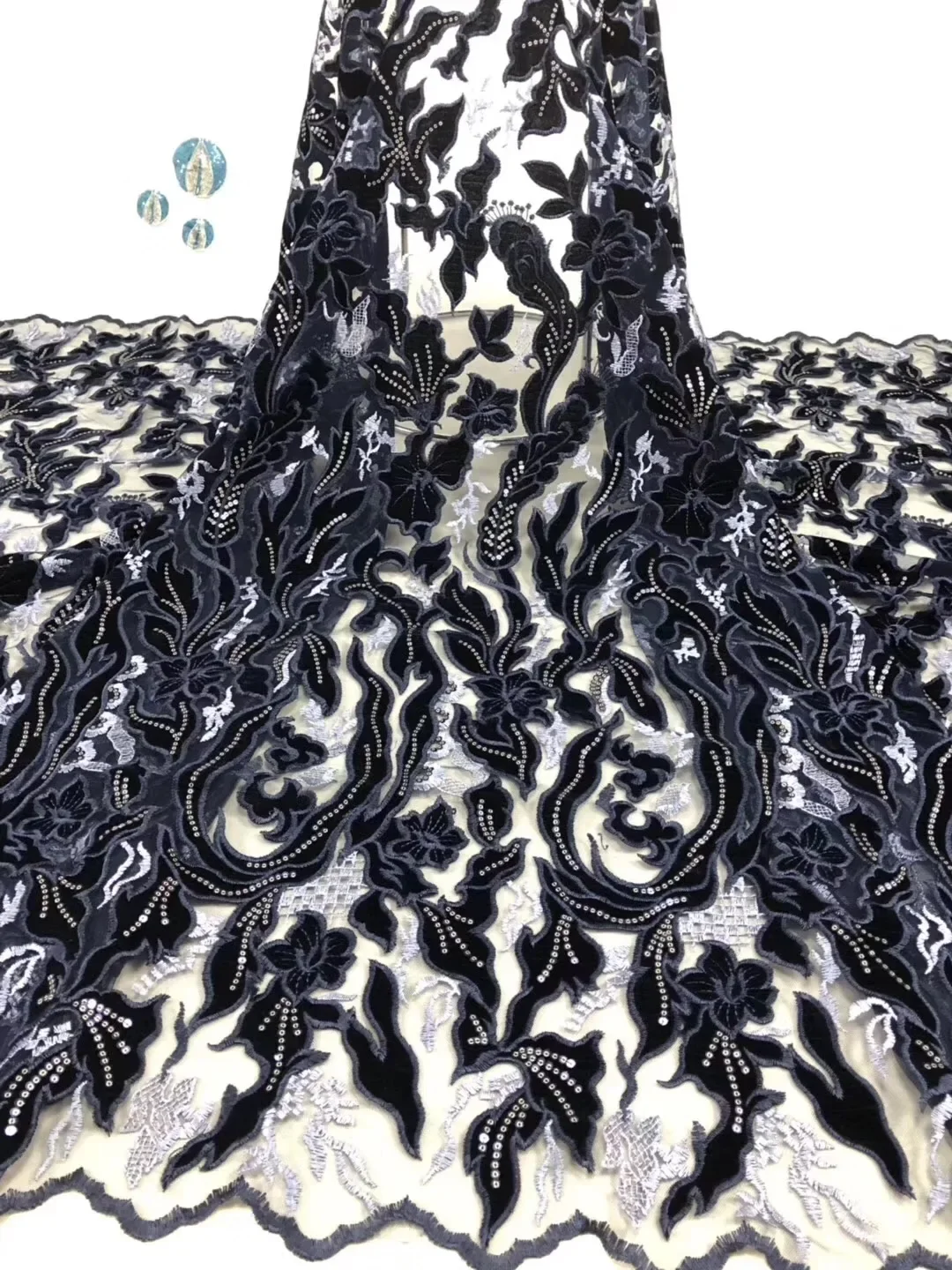 Groen 2020 Nieuwste Franse Nigeriaanse Veters Stoffen Hoge Quaity Organza Kant Stof Met Pailletten Voor Wedding Party Dress
Groen 2020 Nieuwste Franse Nigeriaanse Veters Stoffen Hoge Quaity Organza Kant Stof Met Pailletten Voor Wedding Party Dress