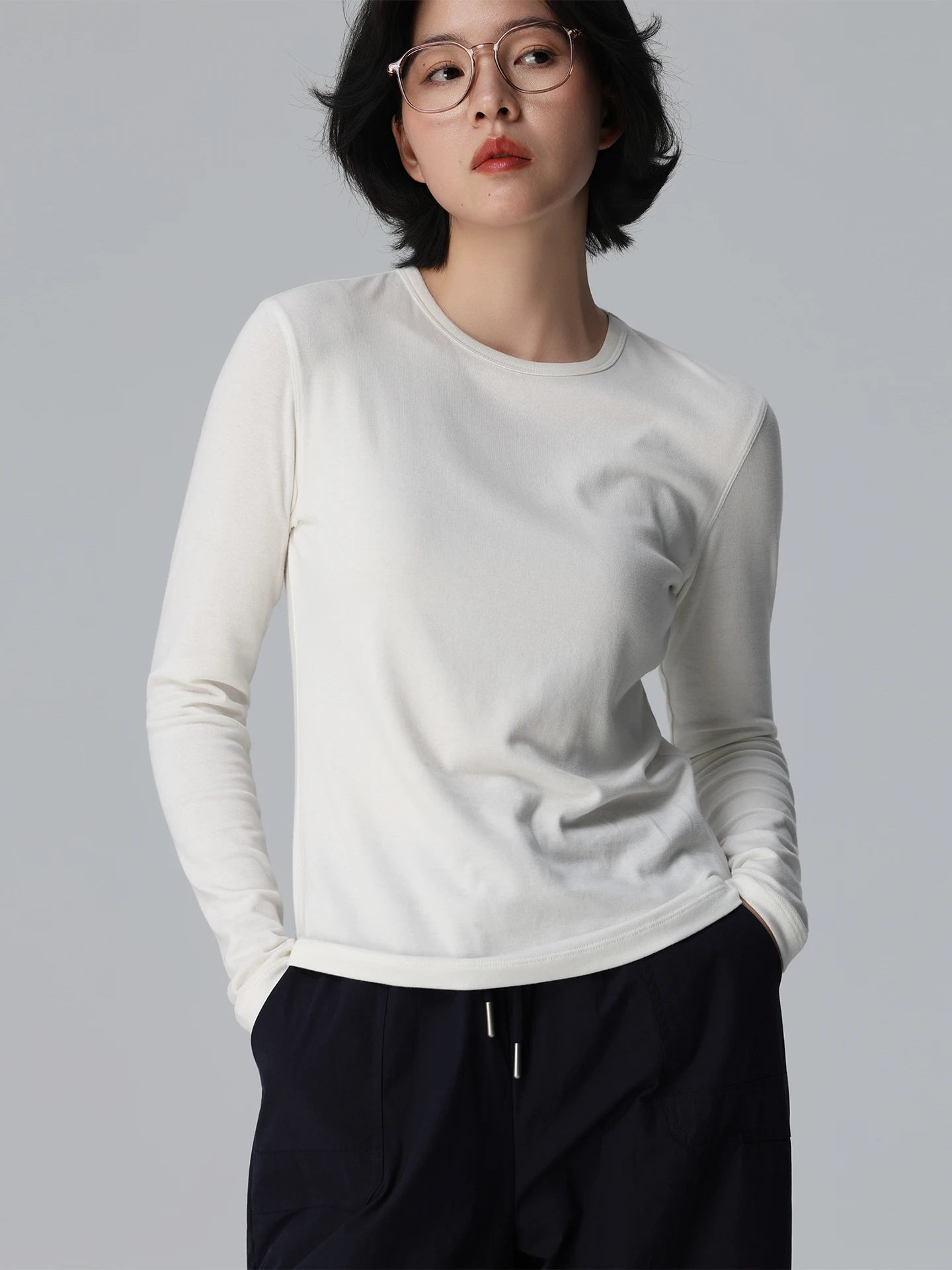 WeTHEE Soft Moisturizing Comfortable Long Sve round Ne Close-Fitting Inner Wear Anti-Static White T-irt Women's Casual...
WeTHEE Soft Moisturizing Comfortable Long Sve round Ne Close-Fitting Inner Wear Anti-Static White T-irt Women's Casual...