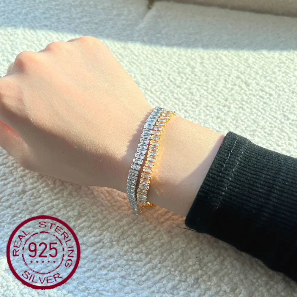 Hot selling s925 silver bracelet, luxurious full set high carbon diamond bracelet, simple and fashionable square zircon
Hot selling s925 silver bracelet, luxurious full set high carbon diamond bracelet, simple and fashionable square zircon