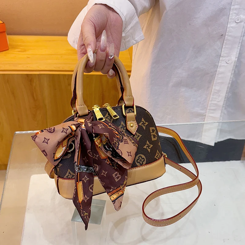 Fashionable Leather Clutch Bag for Women - Unique Minimalist Designer Handbag with Superstar Paris Style
Fashionable Leather Clutch Bag for Women - Unique Minimalist Designer Handbag with Superstar Paris Style