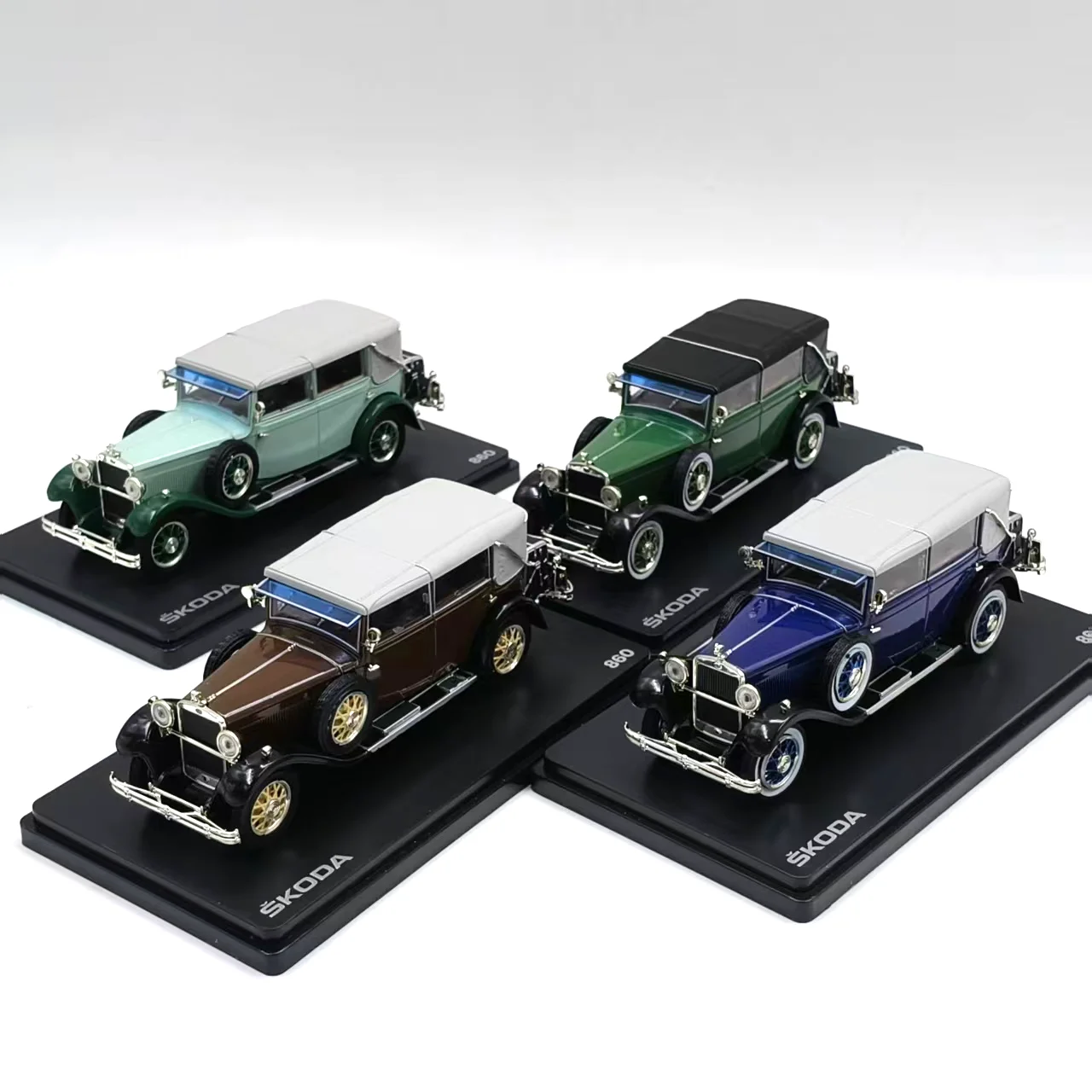 Литой под давлением масштаб 1:43, SKODA 860 ABREX, модель автомобиля из сплава, Коллекционная игрушка, подарок, сувенир, украшение для дисплея
Литой под давлением масштаб 1:43, SKODA 860 ABREX, модель автомобиля из сплава, Коллекционная игрушка, подарок, сувенир, украшение для дисплея