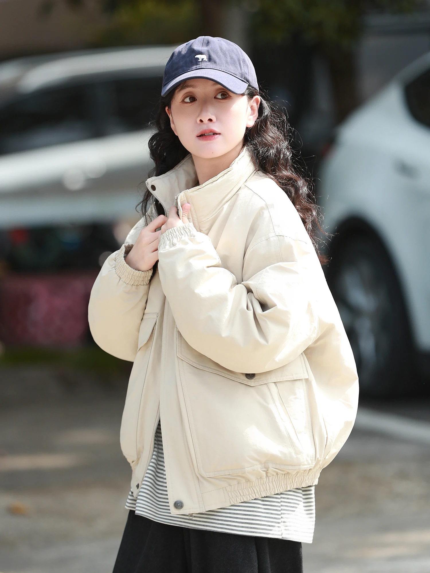 Retro Workwear Sle ort Lightweight Loose down Jaet Women's Stand Collar Couples Outerwear Warmth Winter Faion
Retro Workwear Sle ort Lightweight Loose down Jaet Women's Stand Collar Couples Outerwear Warmth Winter Faion