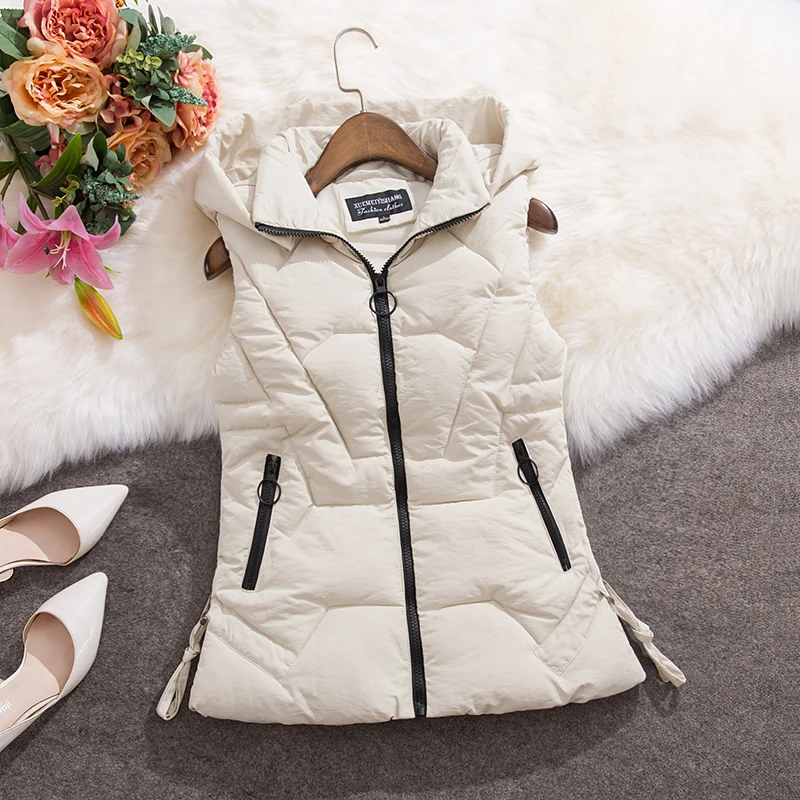 Женский хлопковый жилет, осень-зима 2024, новинка корейской версии, съемная кепка, универсальная верхняя одежда
Женский хлопковый жилет, осень-зима 2024, новинка корейской версии, съемная кепка, универсальная верхняя одежда