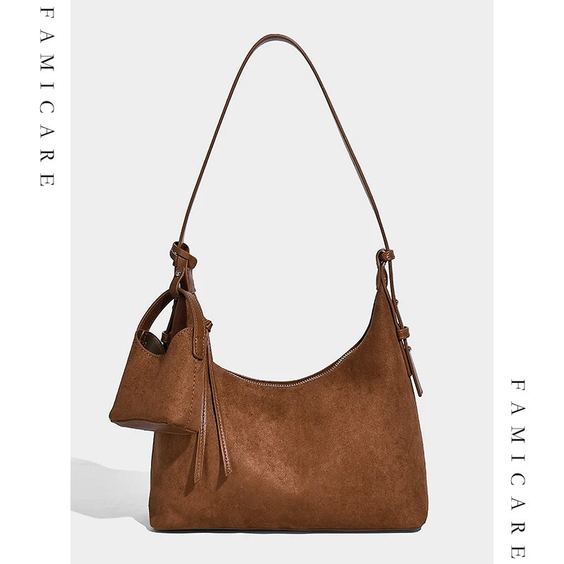 2025 Fall Winter Faux Suede Pillow Tote Vintage Spacious Single Shoulder Handheld Bag Women Casual Commuting Small Bag Pendant
2025 Fall Winter Faux Suede Pillow Tote Vintage Spacious Single Shoulder Handheld Bag Women Casual Commuting Small Bag Pendant