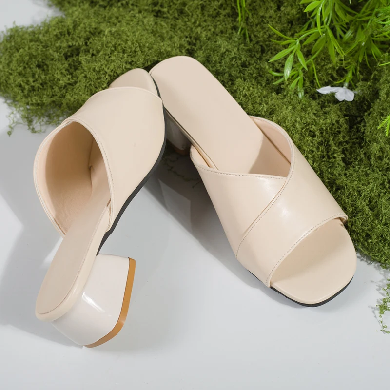 Sandals Women's 2025 Summer Comfortable Non-slip High Heel Slippers Open Toe Ladies Sandal Women Footwear High Heel Chunky Heels
Sandals Women's 2025 Summer Comfortable Non-slip High Heel Slippers Open Toe Ladies Sandal Women Footwear High Heel Chunky Heels
