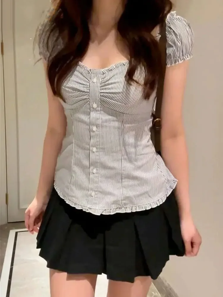 Shirts Women Sweet Short Sleeve Striped Printed Spring Summer Elegant Fashion Y2k Harajuku Blouse Female Casual Tops
Shirts Women Sweet Short Sleeve Striped Printed Spring Summer Elegant Fashion Y2k Harajuku Blouse Female Casual Tops