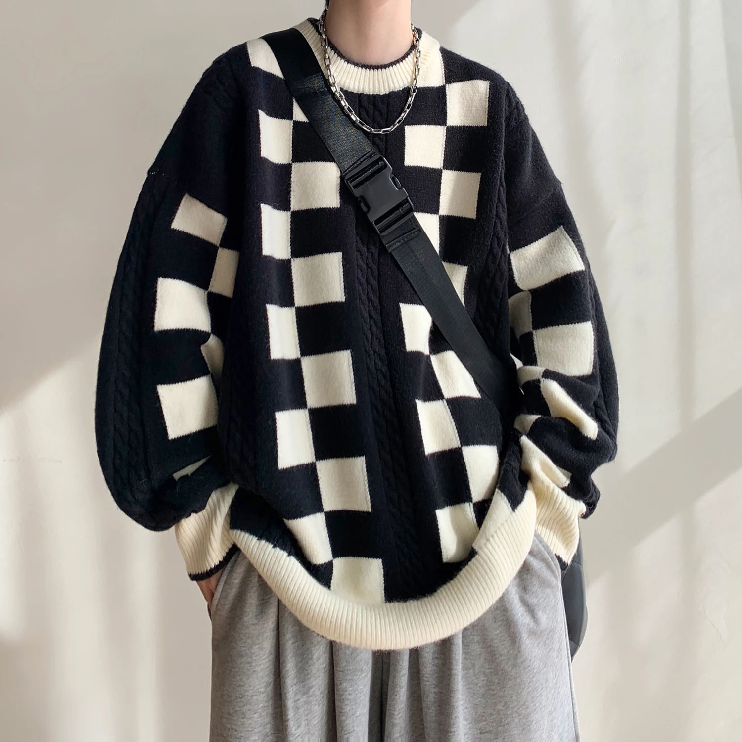 Мужской вязаный свитер в клетку, весна-осень, свободный крой, комфортный, теплый, модный, повседневный, с круглым вырезом
Мужской вязаный свитер в клетку, весна-осень, свободный крой, комфортный, теплый, модный, повседневный, с круглым вырезом