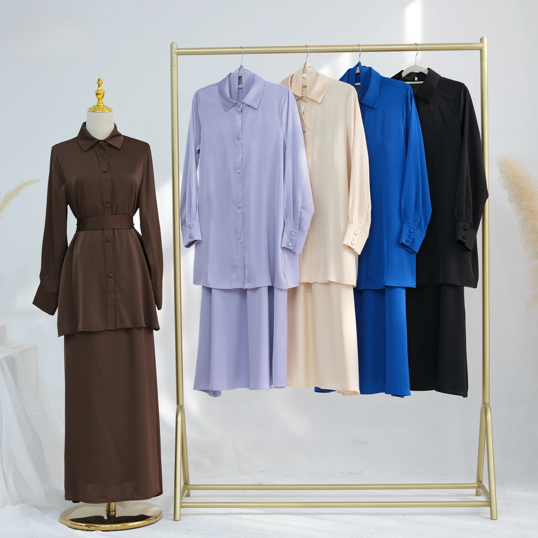 Women 2 Piece Set Muslim Suit Top +skirt Sets Ramadan Dubai Modest Abaya To Islamic Outfit Turkey Robe 2 Pieces Abaya Set
Women 2 Piece Set Muslim Suit Top +skirt Sets Ramadan Dubai Modest Abaya To Islamic Outfit Turkey Robe 2 Pieces Abaya Set