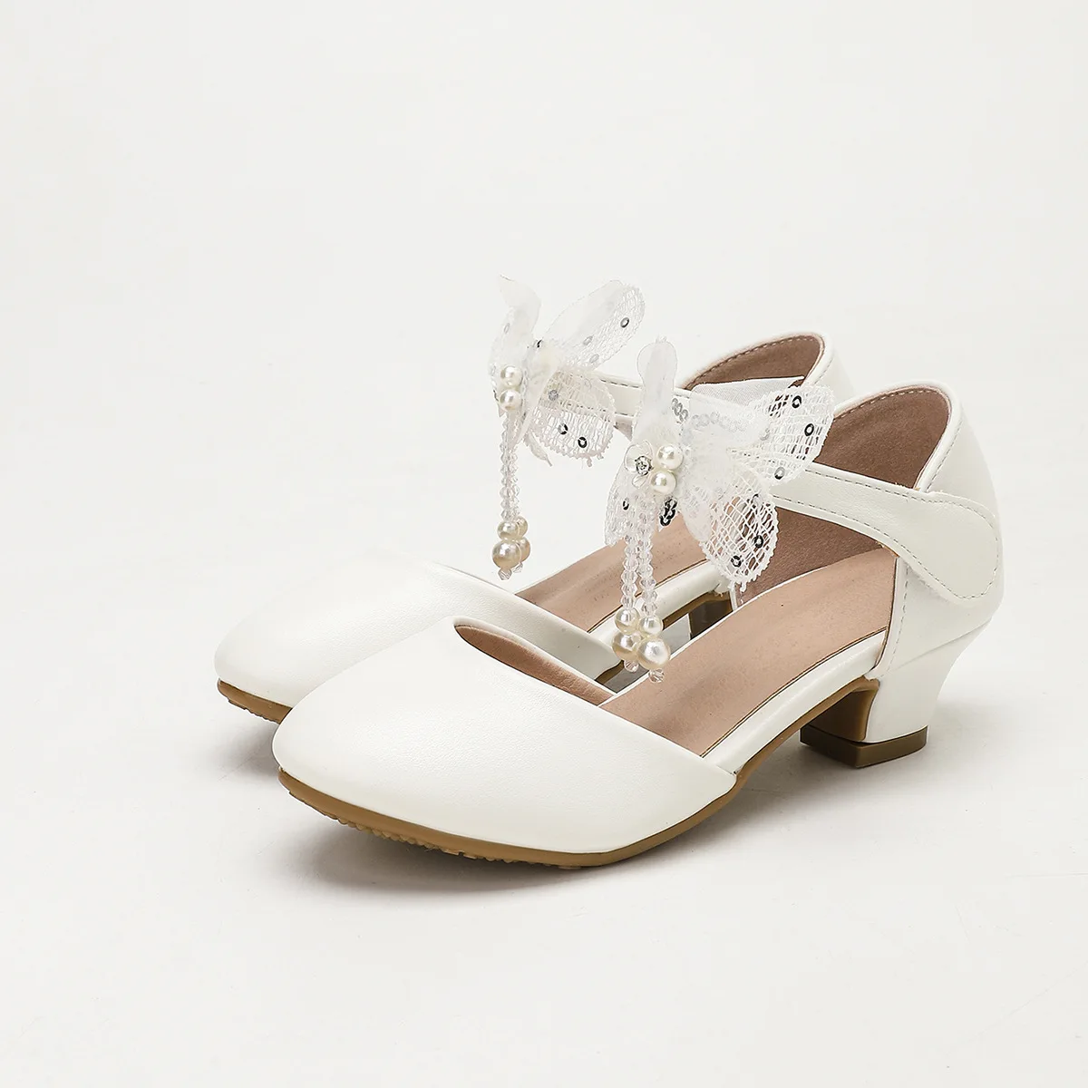 Girls White Block Heel Sandals Student Party Shoes Pearl Bow Decoration Children Hollow Princess Heels Performance Events
Girls White Block Heel Sandals Student Party Shoes Pearl Bow Decoration Children Hollow Princess Heels Performance Events