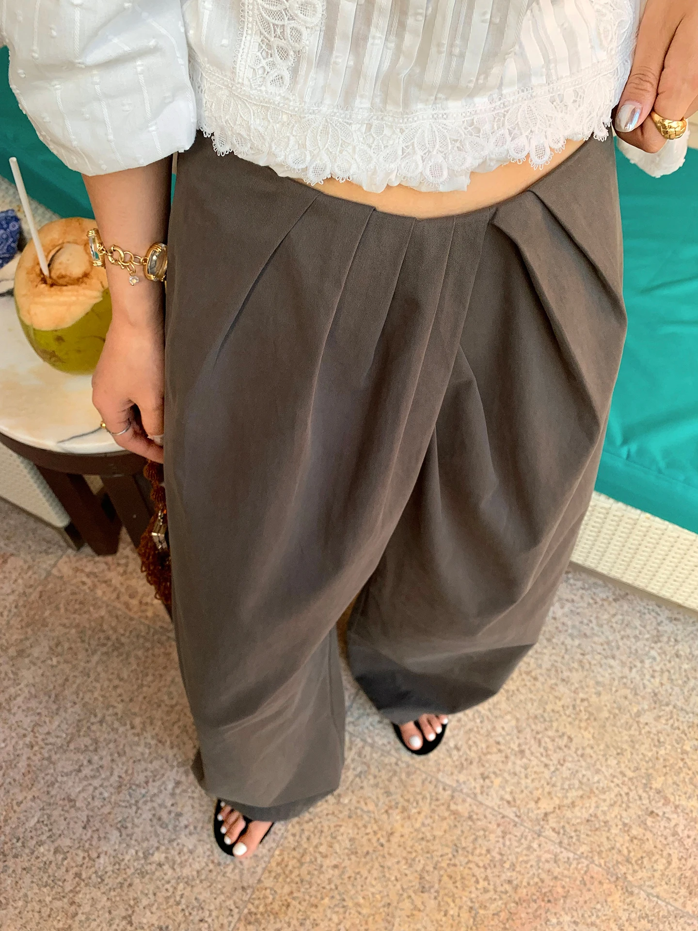 Loose Wide Leg Pants Design Sensation Small Audience Early Spring New Arrival Casual Cotton Low Waist Tefamani Ladies
Loose Wide Leg Pants Design Sensation Small Audience Early Spring New Arrival Casual Cotton Low Waist Tefamani Ladies